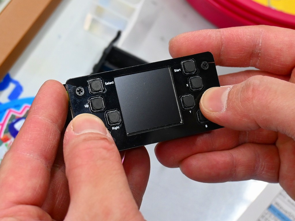 (アキバ取材班) ラズパイZeroと合体して超小型ゲーム機になる「GamePi13 3D Acce」が店頭販売中