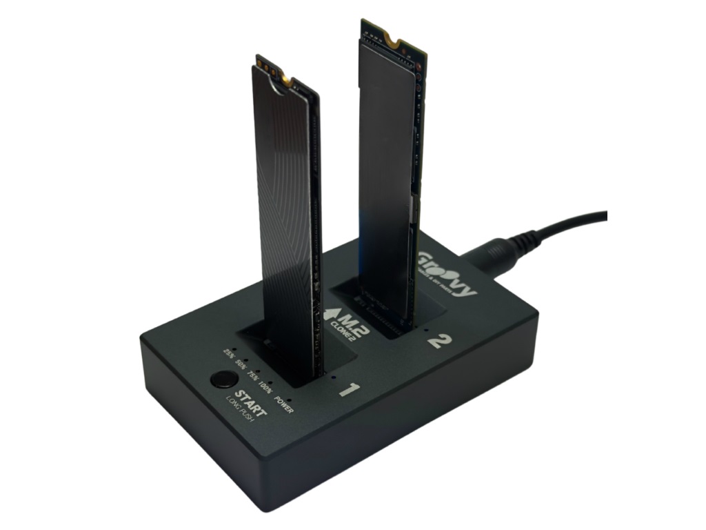 PCレスでM.2 SSDのクローンが作成できるスタンド、タイムリー「M.2 CLONE2」