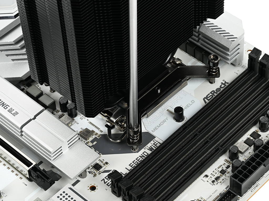 v4_alpha_3dhp_046