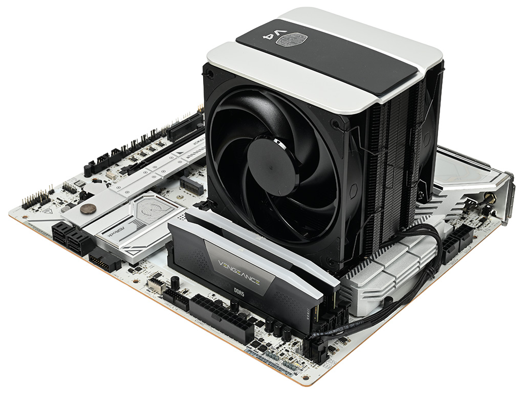 v4_alpha_3dhp_054
