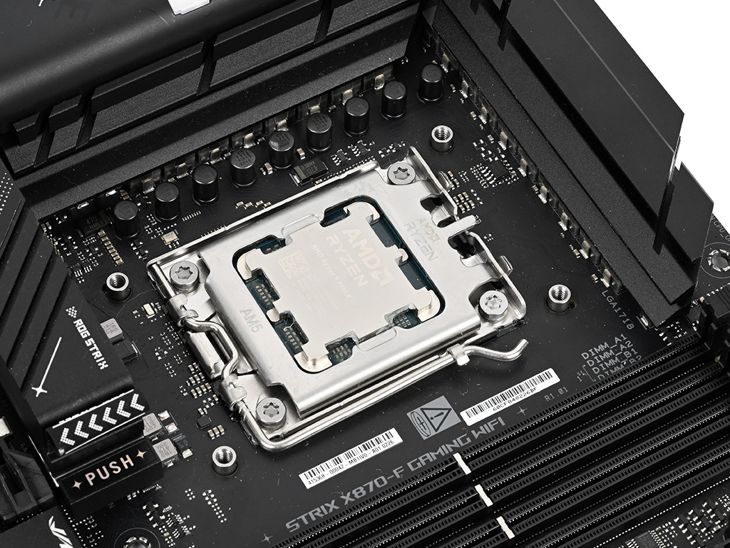 v4_alpha_3dhp_062