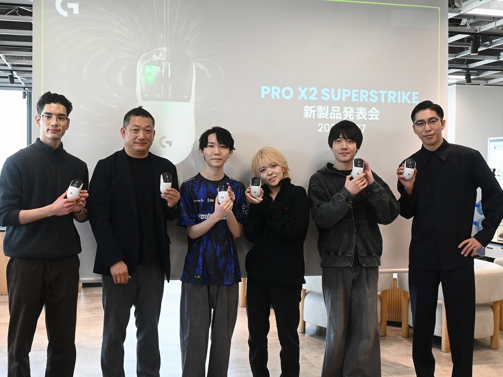PRO_X2_SUPERSTRIKE_event_03