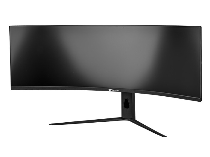 迫力あるレースゲームが楽しめる49型Dual QHDゲーミング液晶がThermaltakeから