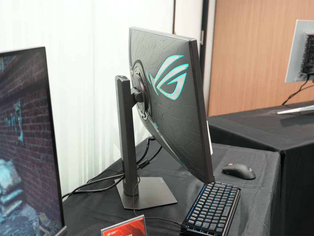 rog_strix_5k_xg27jcg_07