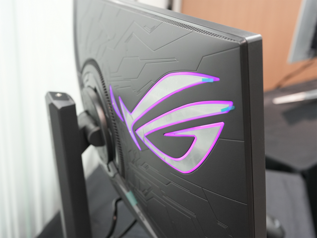 rog_strix_5k_xg27jcg_09