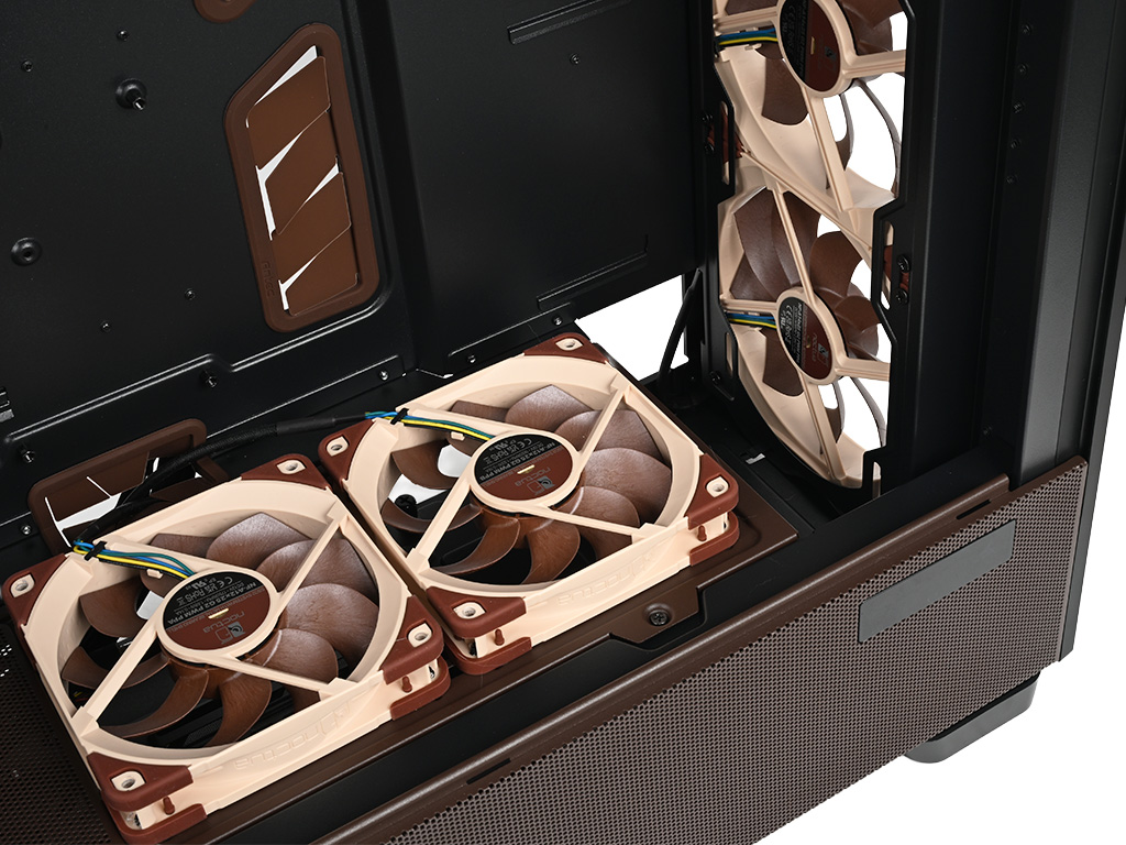 antec_flux_pro_noctua_edition_038