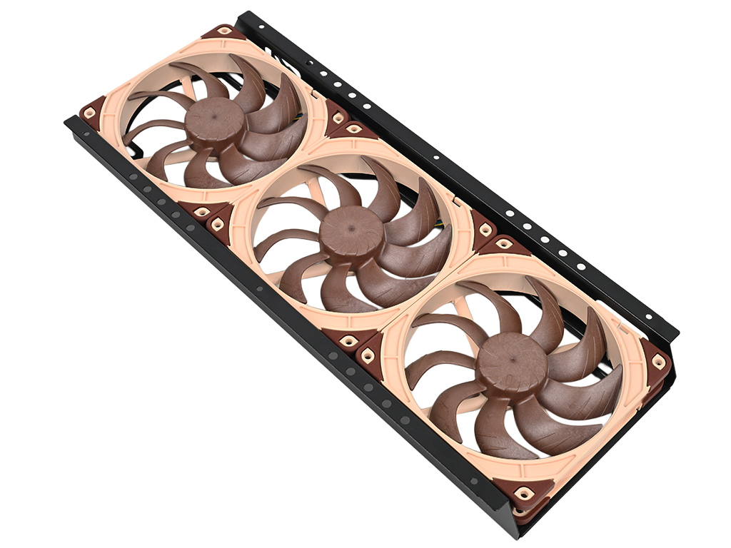 antec_flux_pro_noctua_edition_045