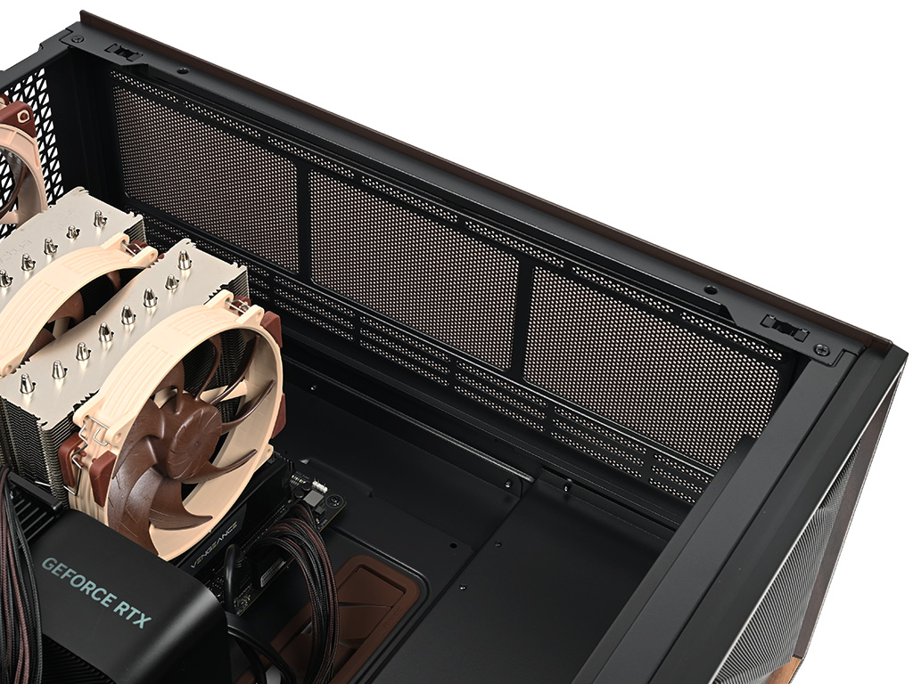 antec_flux_pro_noctua_edition_062