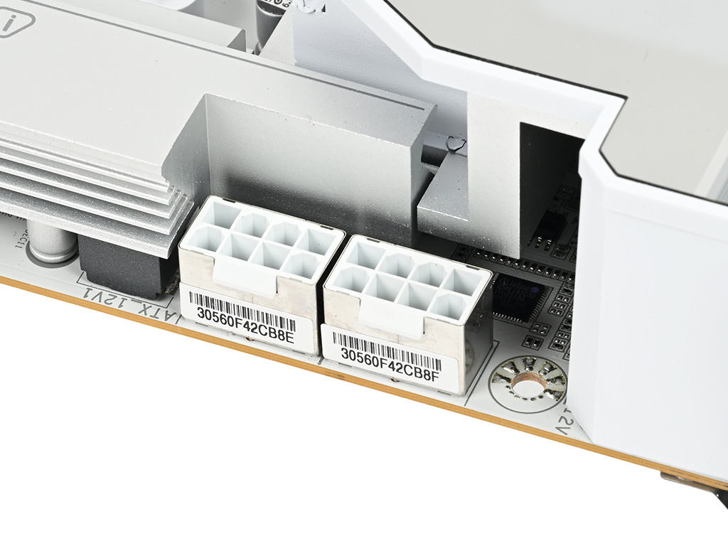 x870e_aorus_master_x3d_ice_012