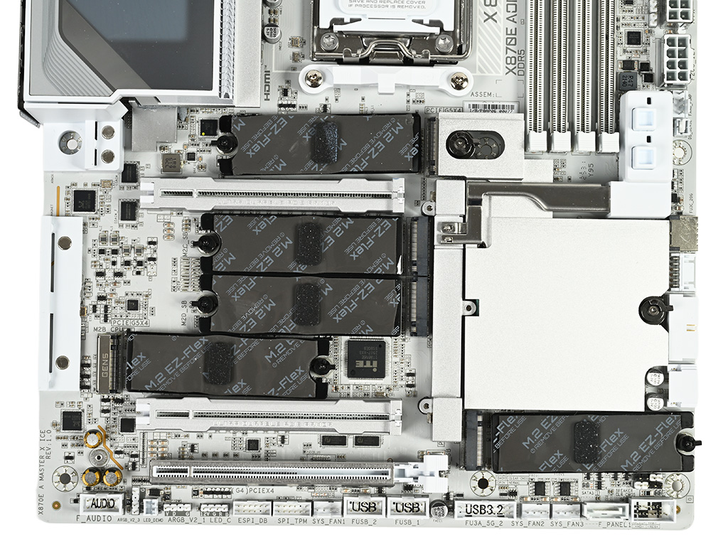 x870e_aorus_master_x3d_ice_036