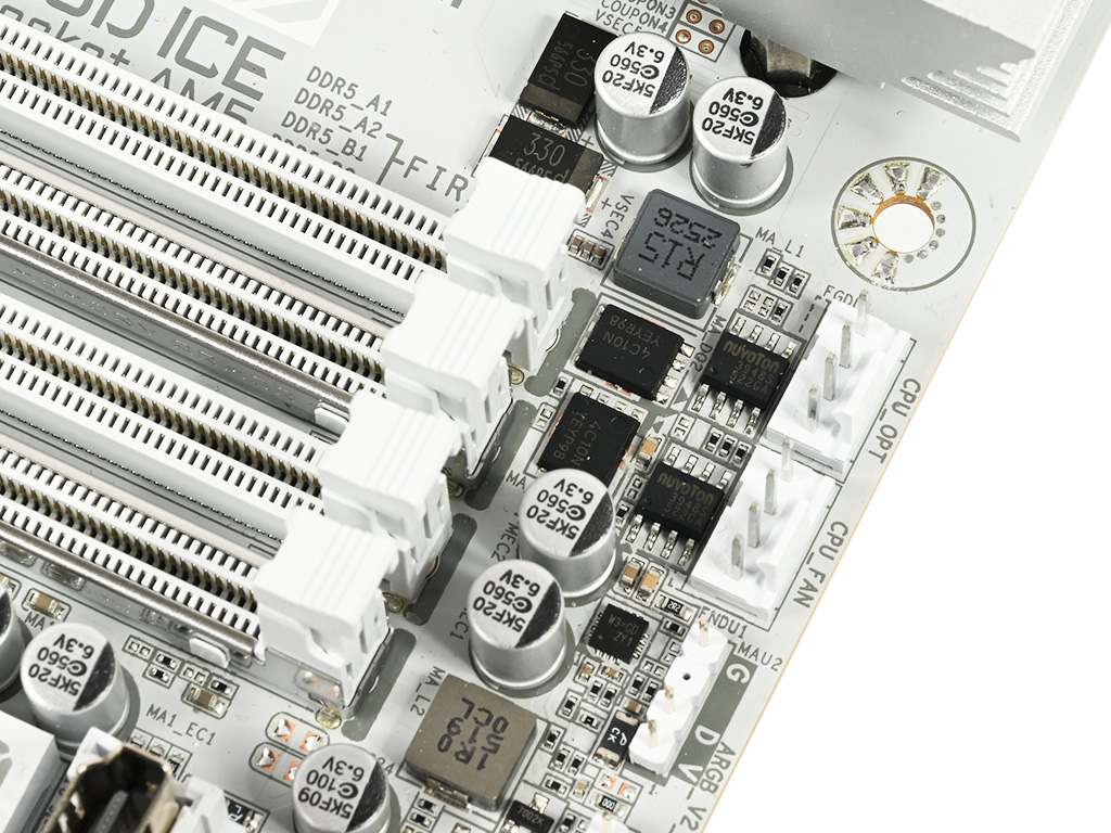 x870e_aorus_master_x3d_ice_047