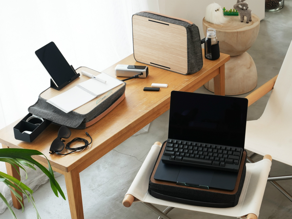 deskanyware2_03
