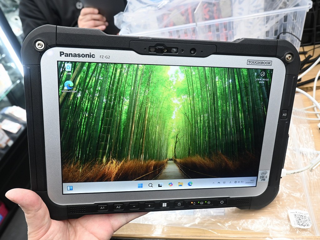 (お買い得中古品情報) 第10世代i5搭載のLTE対応タフネスタブレット「TOUGHBOOK FZ-G2」が税込20,000円