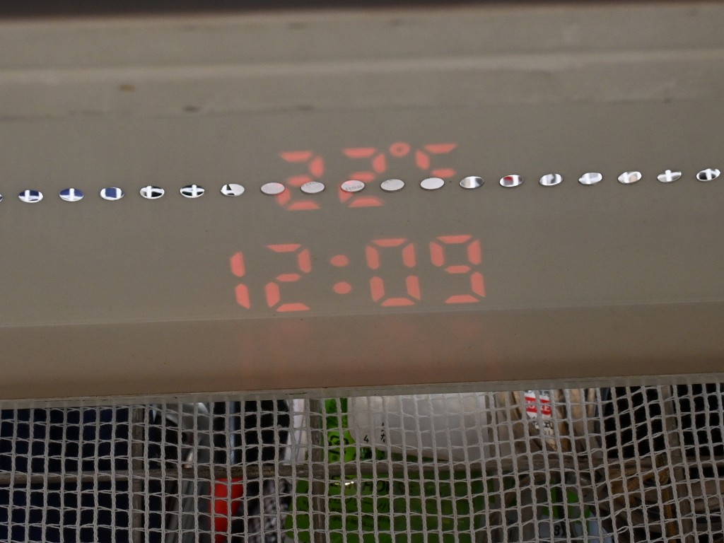 Projection_Clock_07