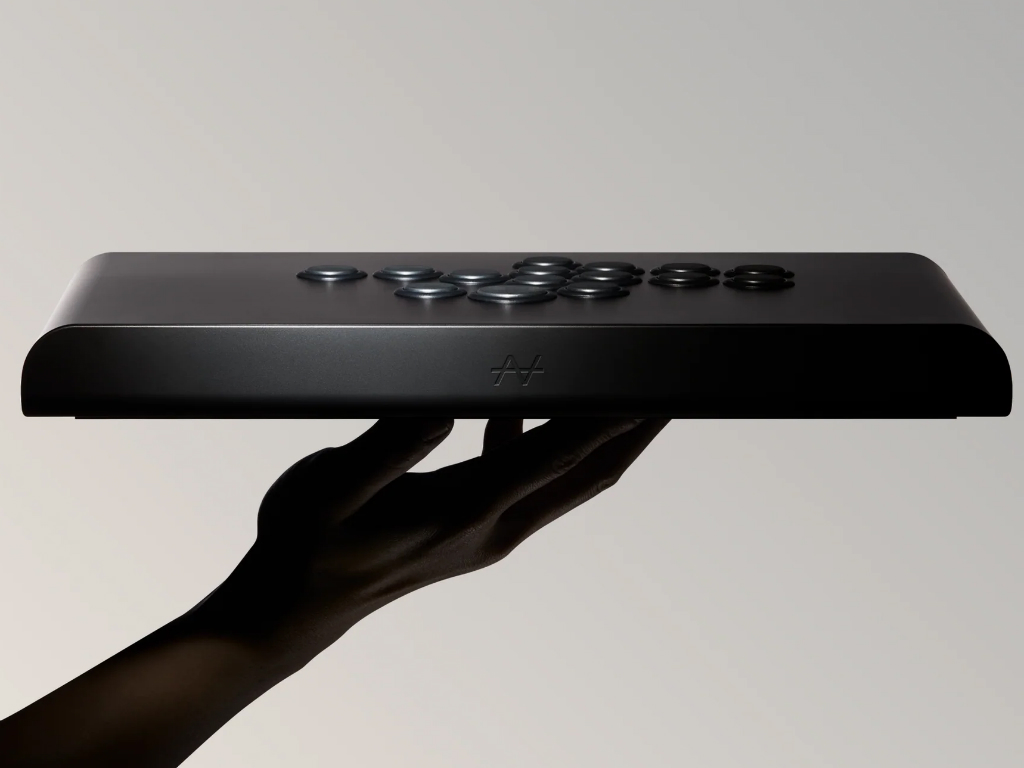 東海理化、磁気スイッチ採用レバーレスアケコン「ZENAIM ARCADE CONTROLLER LEVERLESS」発売