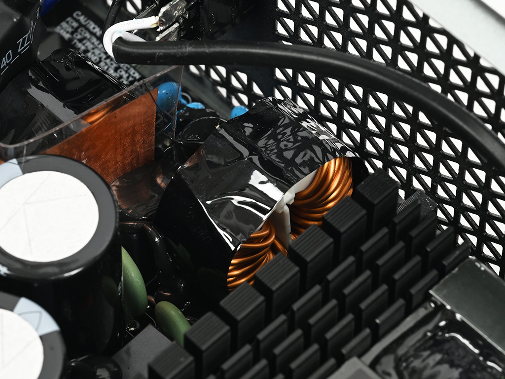 hx1200i_2025_030