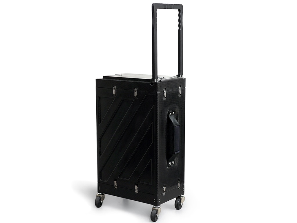 エルザ、機内持ち込みできるスーツケースサイズのAIスーパーコンピュータ「GigaIO Gryf」